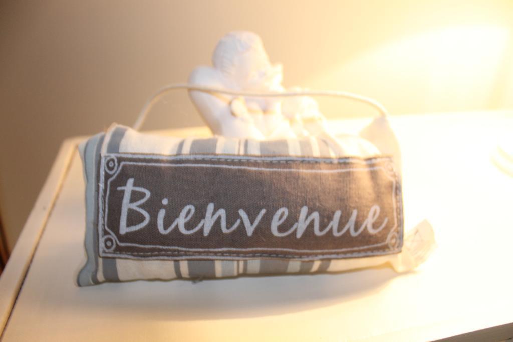 Chambres D'Hotes Le Bois Trinquille Saint-Viance Kültér fotó