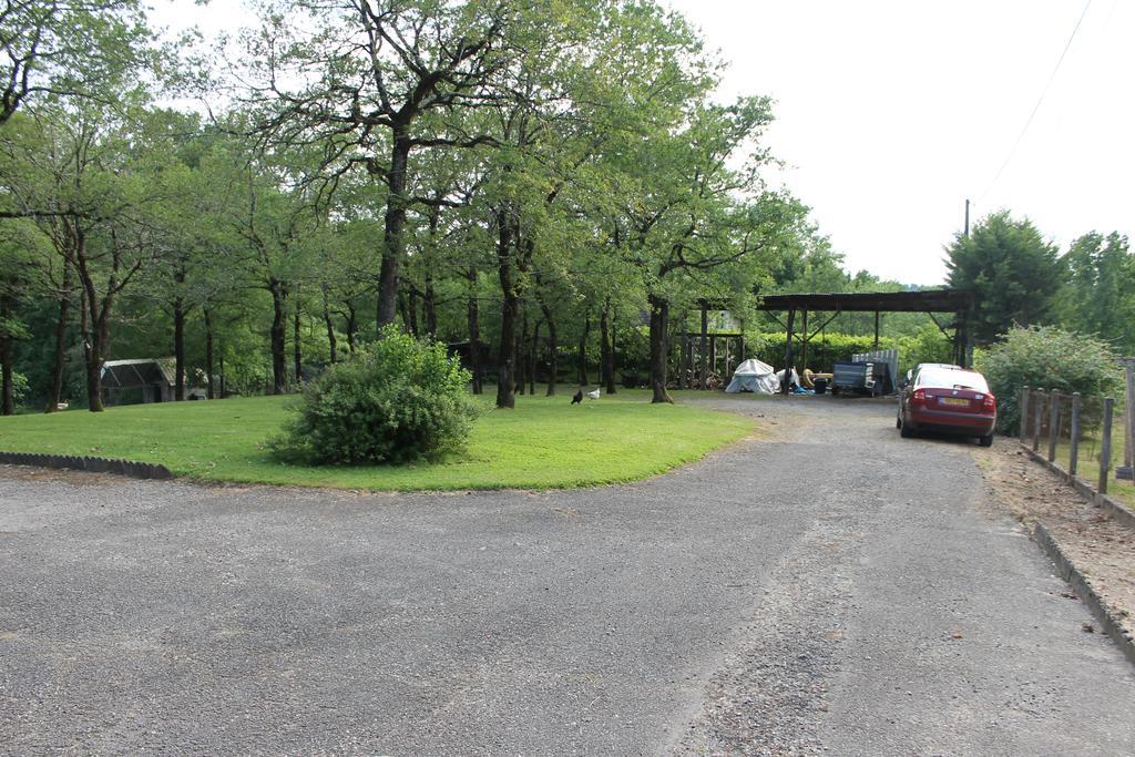 Chambres D'Hotes Le Bois Trinquille Saint-Viance Kültér fotó