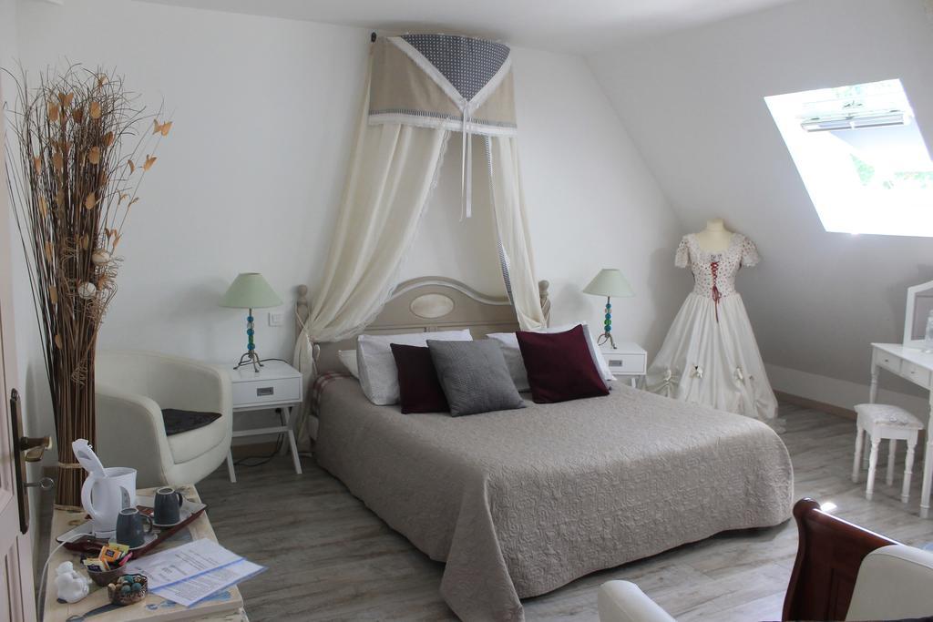Chambres D'Hotes Le Bois Trinquille Saint-Viance Kültér fotó